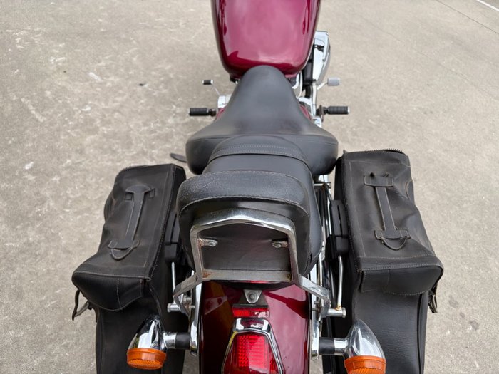2004 Honda VT750C SHADOW Red