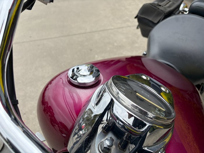2004 Honda VT750C SHADOW Red