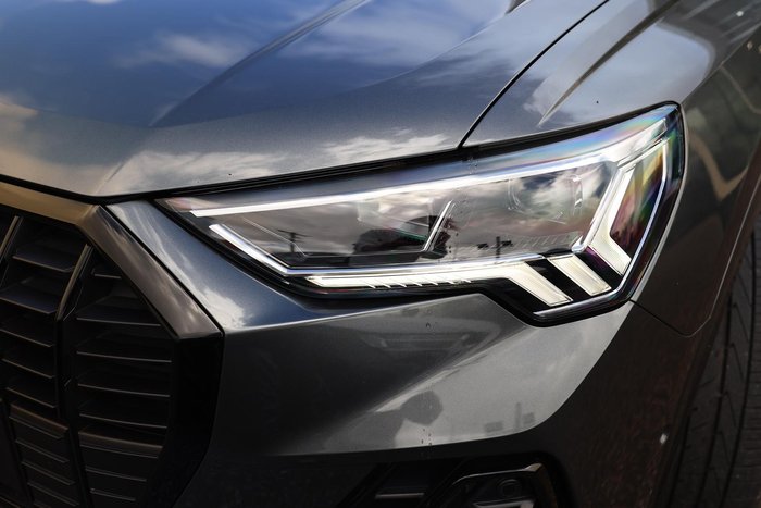 2025 Audi Q3 35 TFSI S line edition
