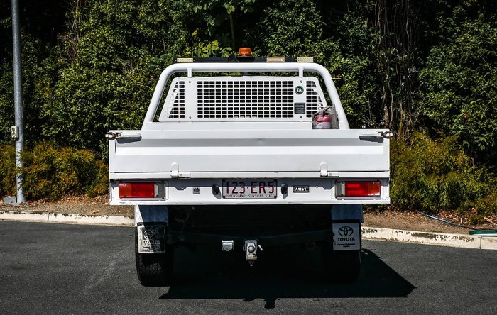 2022 Toyota Hilux SR