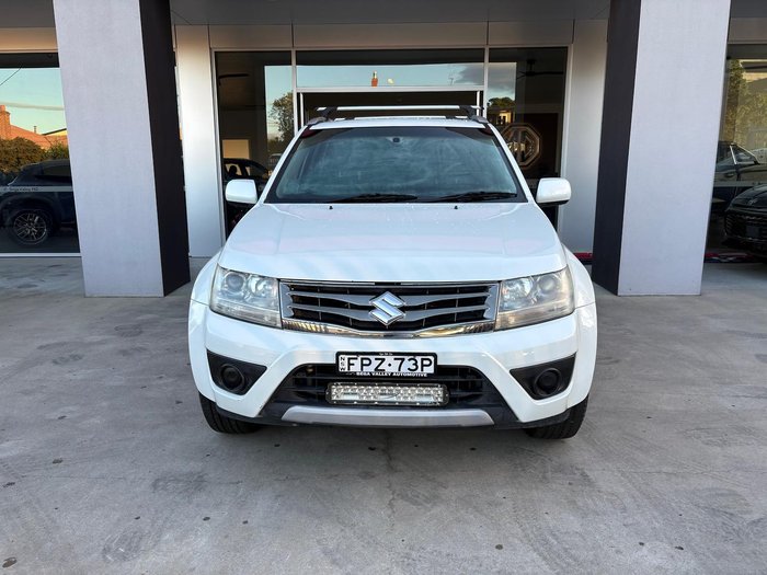 2014 Suzuki Grand Vitara Navigator