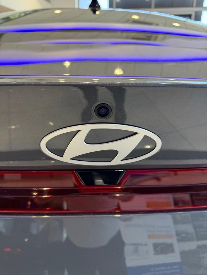 2025 Hyundai i30 Hybrid