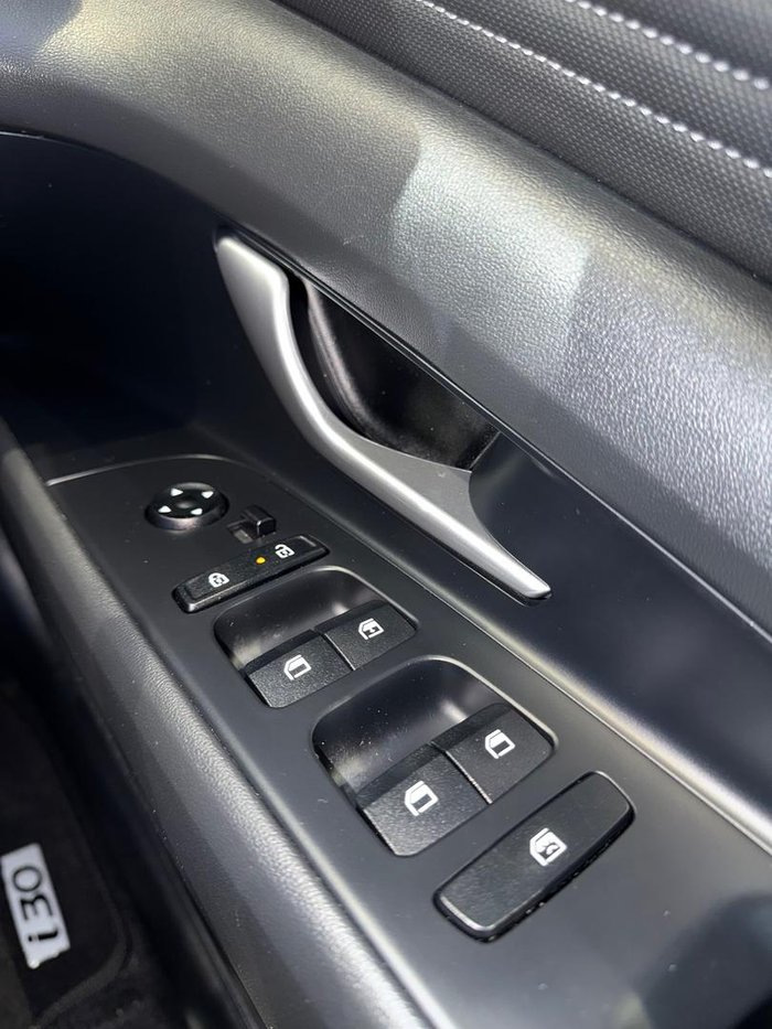 2025 Hyundai i30 Hybrid