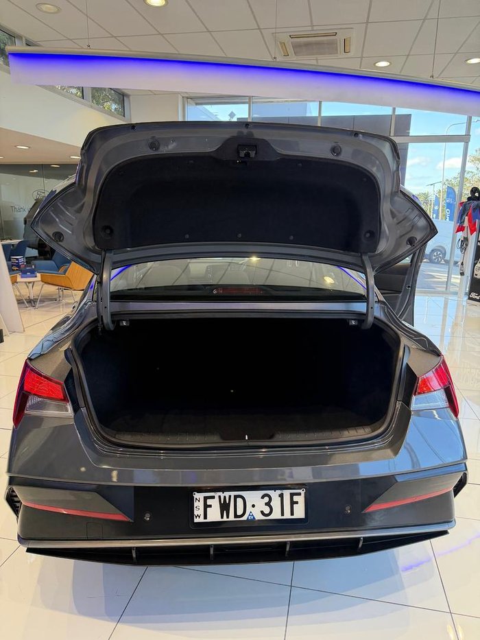 2025 Hyundai i30 Hybrid