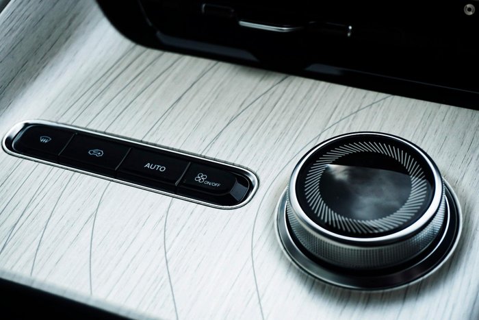 2025 Geely Starray EM-i Inspire