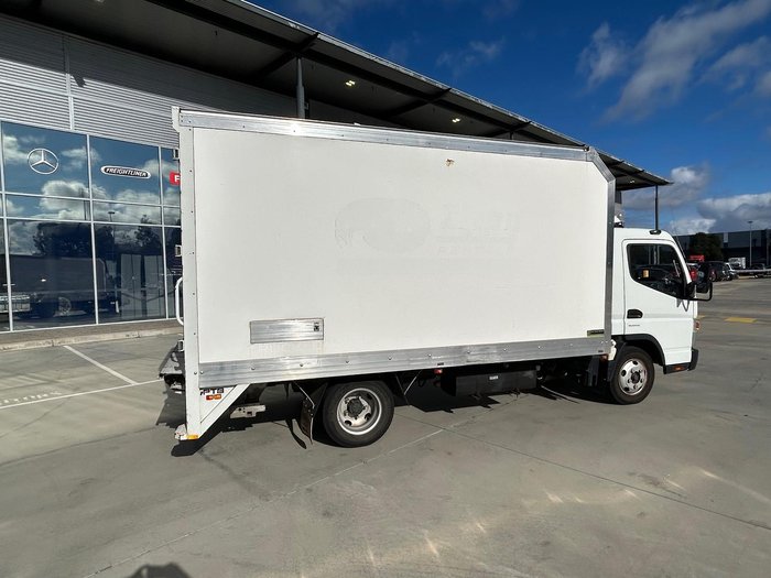 2022 Fuso Canter 515 White