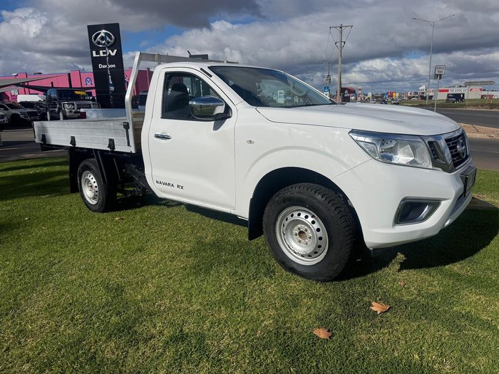 2019 Nissan Navara RX