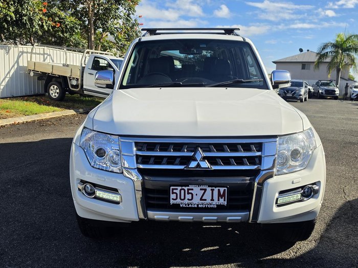 2019 Mitsubishi Pajero GLS