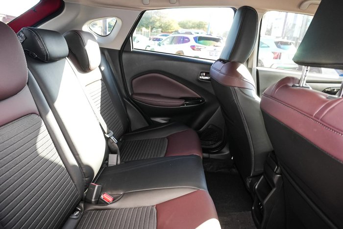 2025 Suzuki Fronx Hybrid GLX