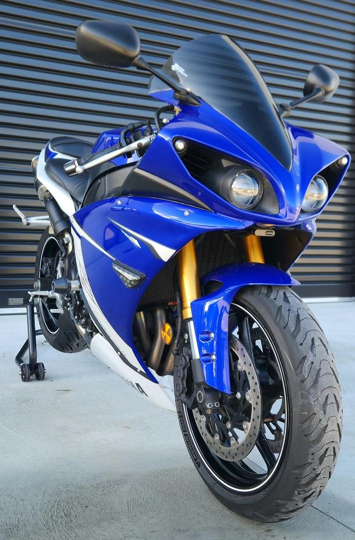 2010 Yamaha YZF-R1