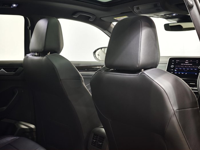 2024 Volkswagen T-Roc 140TSI R-Line