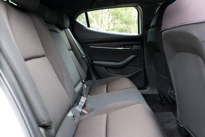 2025 Mazda 3 G20 Evolve