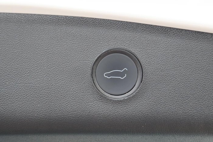 2022 Tesla Model 3 Rear-Wheel Drive