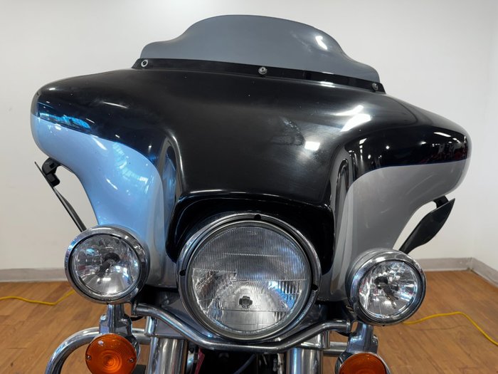 2012 Harley-Davidson FLHTCU U/C ELECTRA GLIDE Black