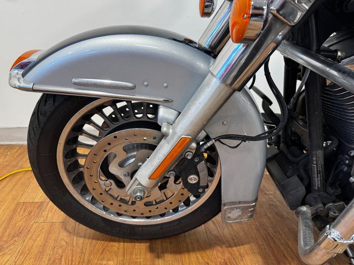 2012 Harley-Davidson FLHTCU U/C ELECTRA GLIDE Black
