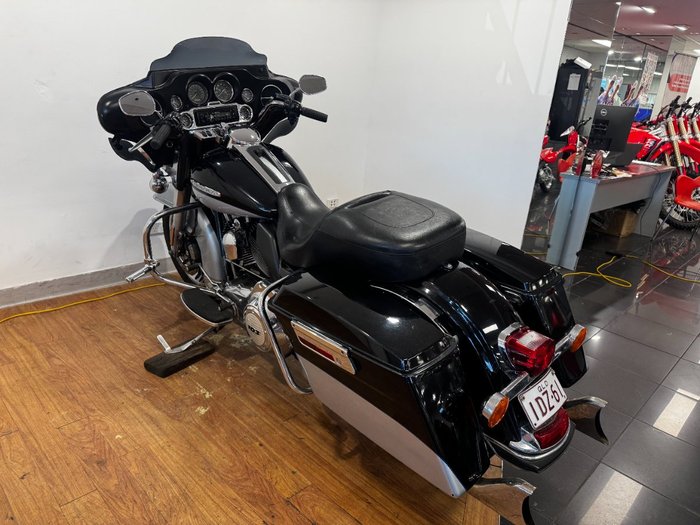 2012 Harley-Davidson FLHTCU U/C ELECTRA GLIDE Black