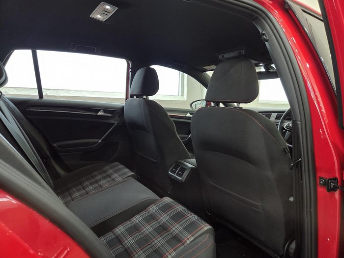 2017 Volkswagen Golf GTI