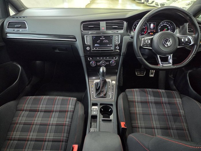 2017 Volkswagen Golf GTI