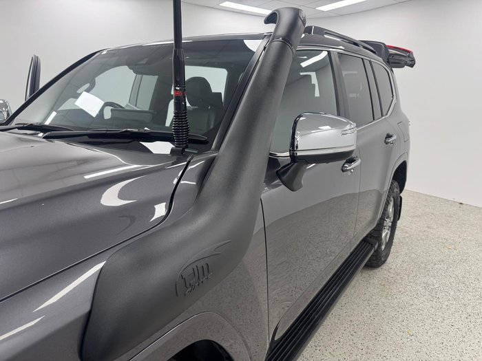 2023 Toyota Landcruiser Sahara FJA300R 4X4 Dual Range Graphite