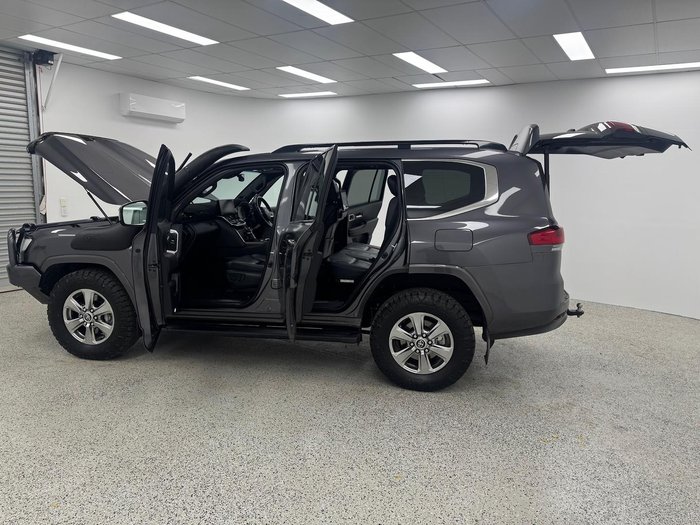 2023 Toyota Landcruiser Sahara FJA300R 4X4 Dual Range Graphite