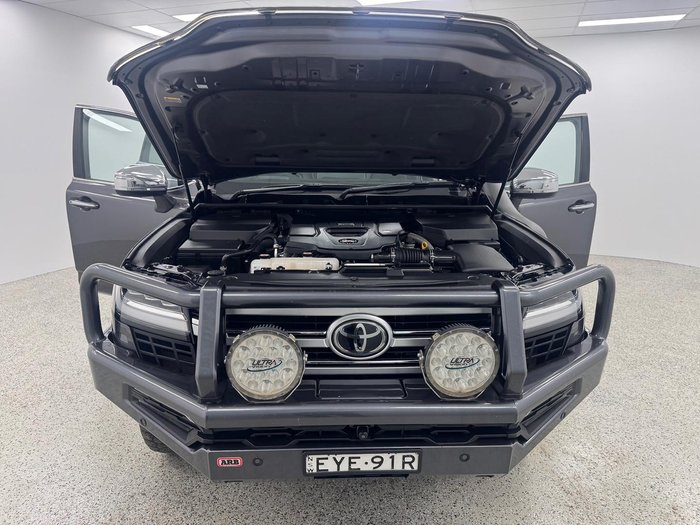 2023 Toyota Landcruiser Sahara FJA300R 4X4 Dual Range Graphite