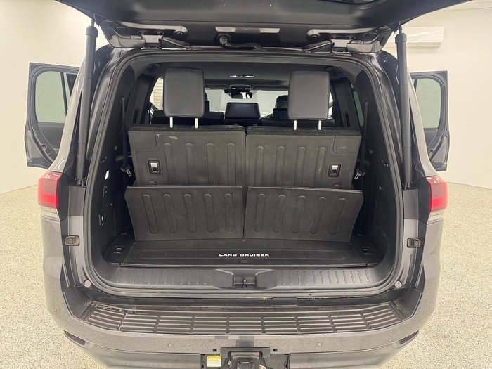 2023 Toyota Landcruiser Sahara FJA300R 4X4 Dual Range Graphite