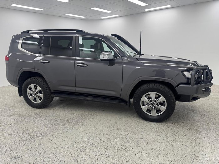 2023 Toyota Landcruiser Sahara FJA300R 4X4 Dual Range Graphite