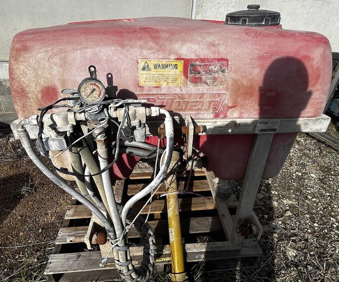 0 Silvan Airblast 400Lt Tpl RED