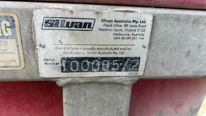0 Silvan Airblast 400Lt Tpl RED