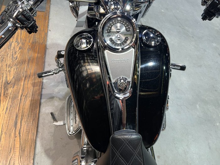 2008 HARLEY-DAVIDSON FLHRSE3 S/EAGLE ROAD KING