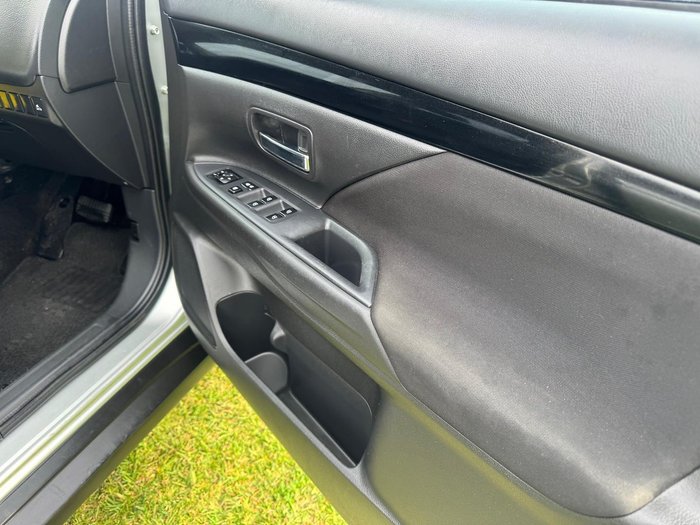 2020 Mitsubishi Outlander ES