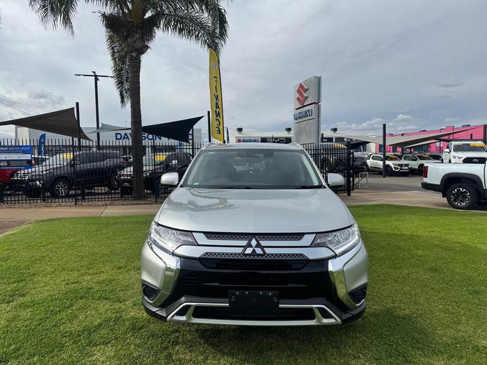 2020 Mitsubishi Outlander ES