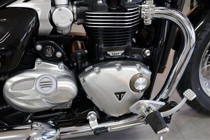 2025 Triumph Bonneville Speedmaster Speedmaster Black