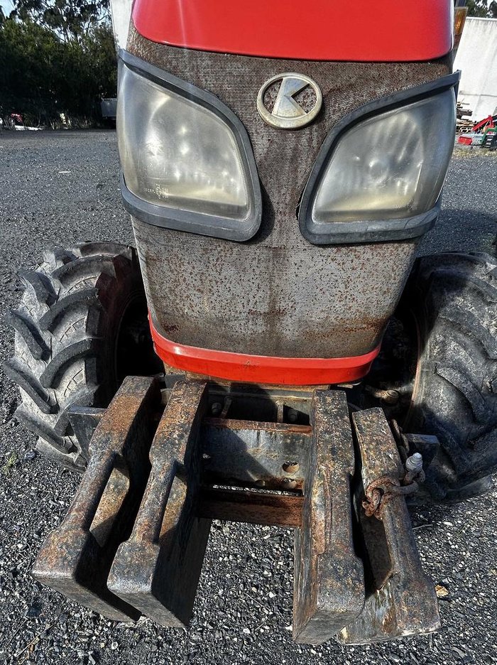 2009 Kubota M8540 Narrow