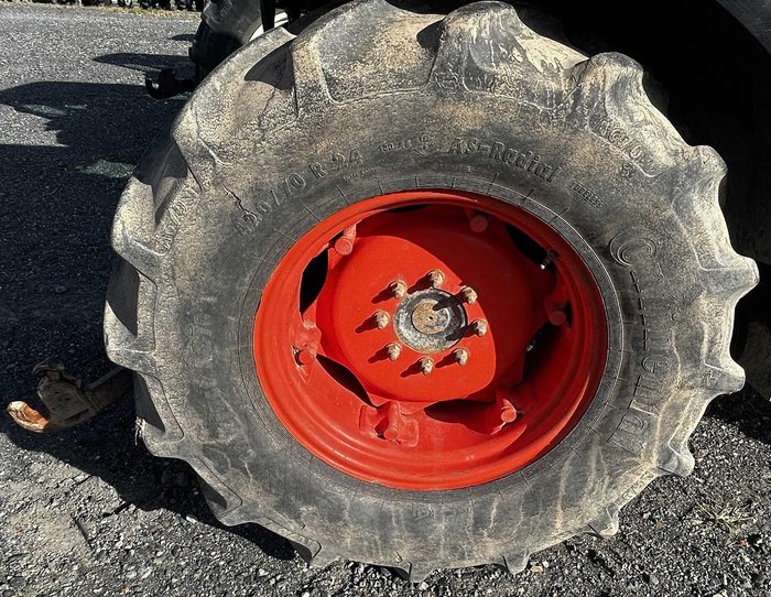 2009 Kubota M8540 Narrow