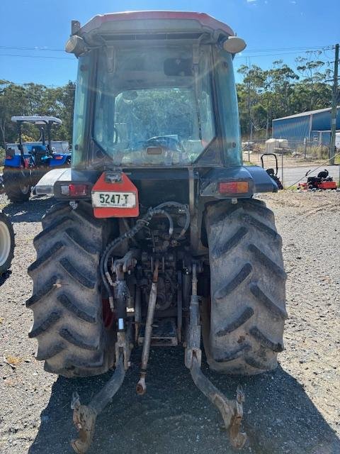 2009 Kubota M8540 Narrow