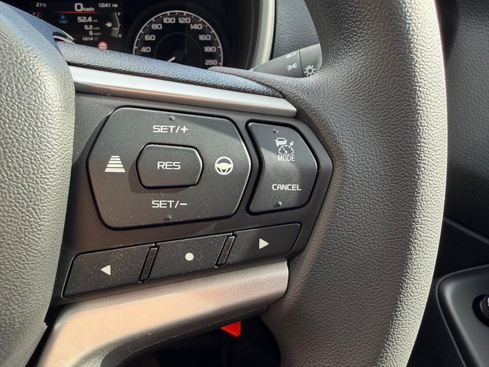 2025 Isuzu D-MAX SX MY25.5 4X4 Dual Range Mineral White