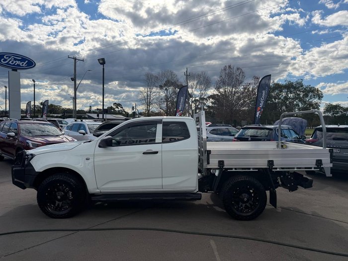 2025 Isuzu D-MAX SX MY25.5 4X4 Dual Range Mineral White