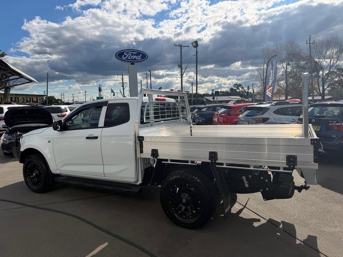2025 Isuzu D-MAX SX MY25.5 4X4 Dual Range Mineral White