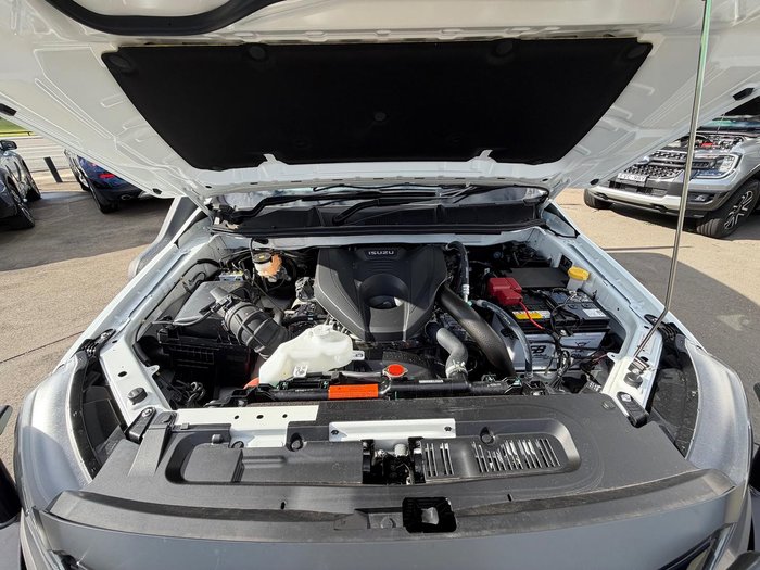 2025 Isuzu D-MAX SX MY25.5 4X4 Dual Range Mineral White