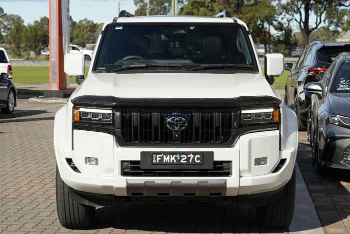 2024 Toyota Landcruiser Prado Kakadu