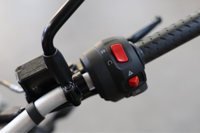 2026 Triumph Tracker 400 Tracker Black