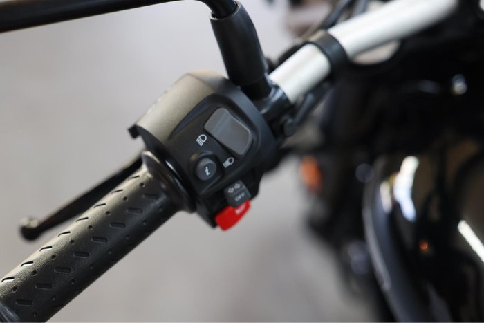 2026 Triumph Tracker 400 Tracker Black
