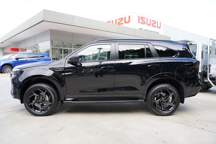 2025 Isuzu MU-X X-TERRAIN
