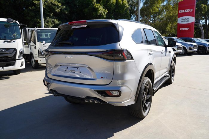 2025 Isuzu MU-X X-TERRAIN
