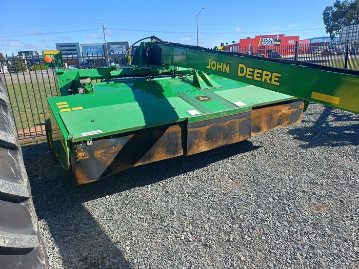 2012 John Deere 946