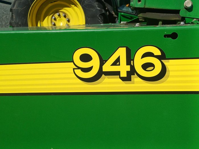 2012 John Deere 946