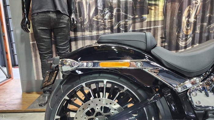 2025 HARLEY-DAVIDSON FXBR BREAKOUT (117)