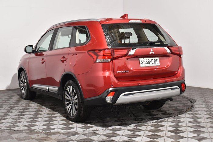 2018 Mitsubishi Outlander ES ADAS