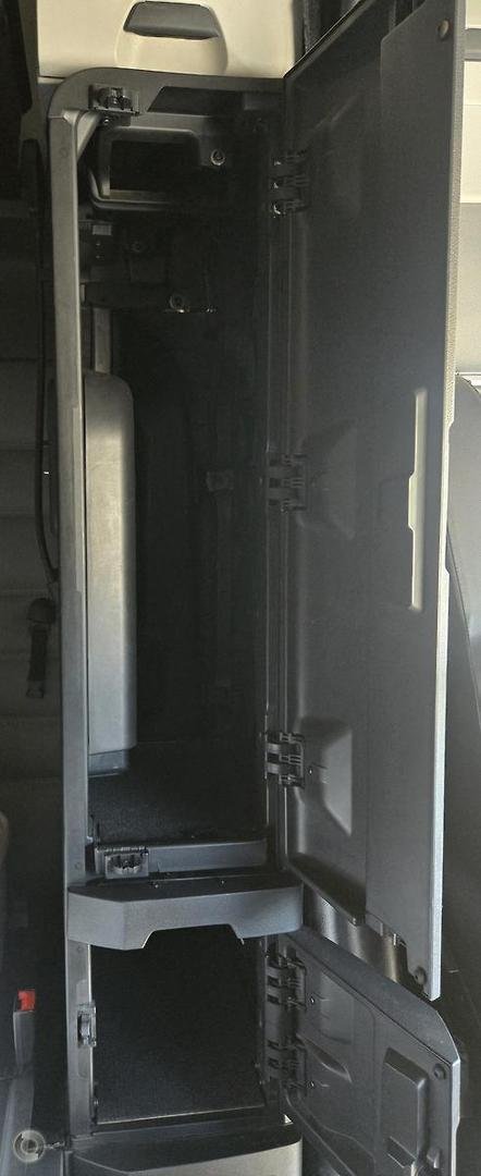 2021 Freightliner Cascadia 126 white